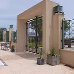 Liberty Apart Otel 4*